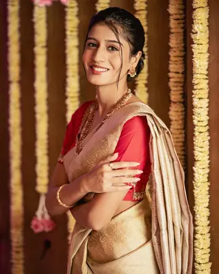 Aadhya Anand photo 13 — Brown, Middle Eastern
