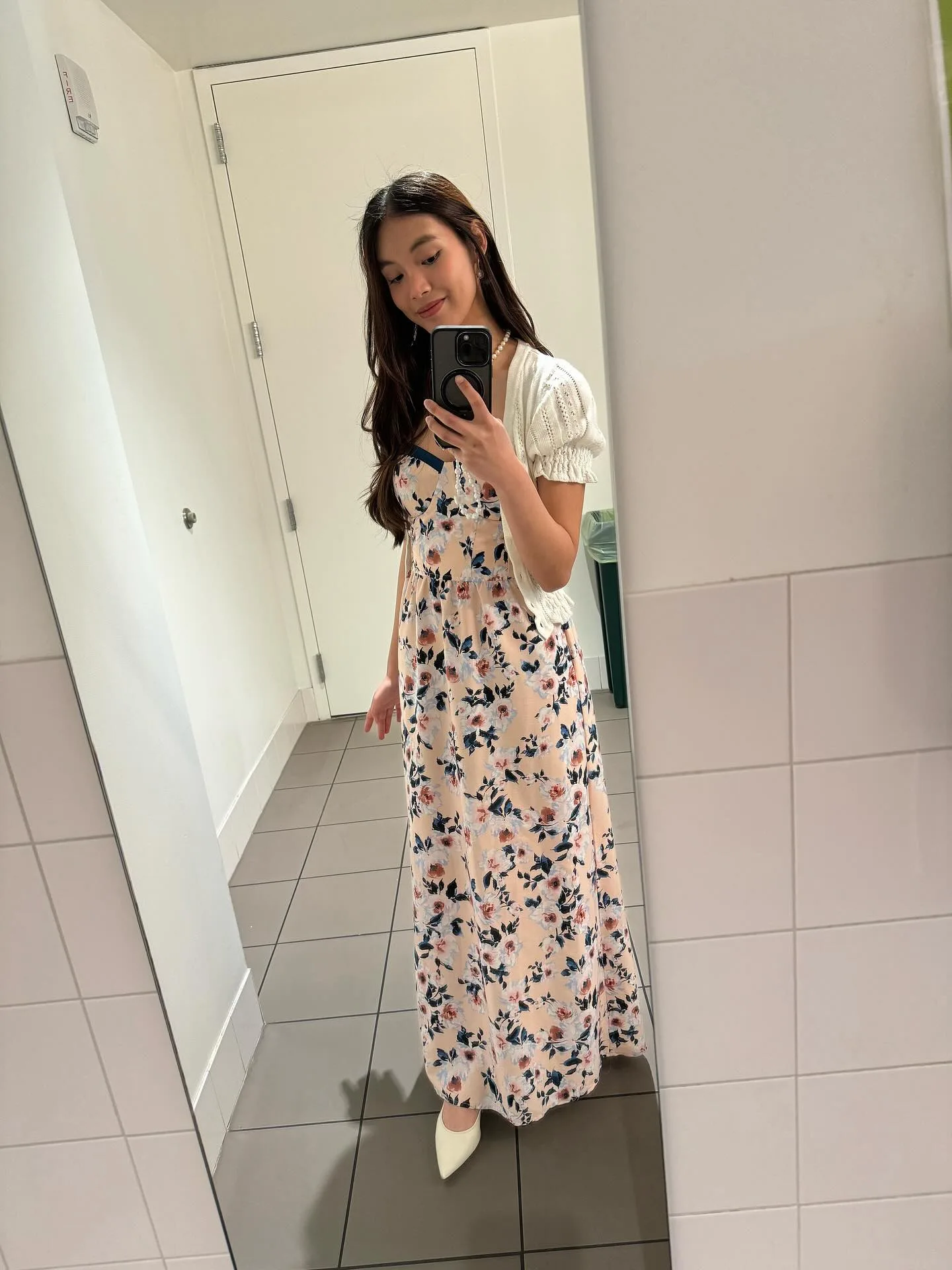 Aaliyah Capili photo 15 — Slim, Brown