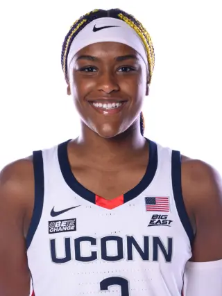 Aaliyah Edwards photo 3 — Athletic, Brown