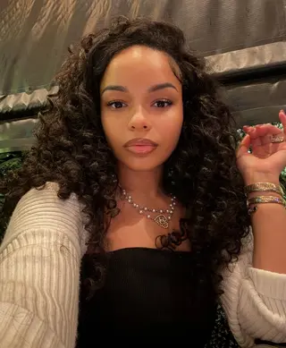 Aaliyah Enjoli photo 3
