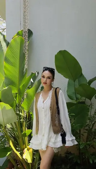 Aayusha Karki photo 3 — Brown, Asian