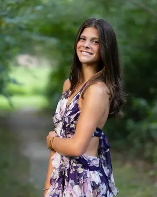 Addison Ford photo 4 — Brown, Caucasian