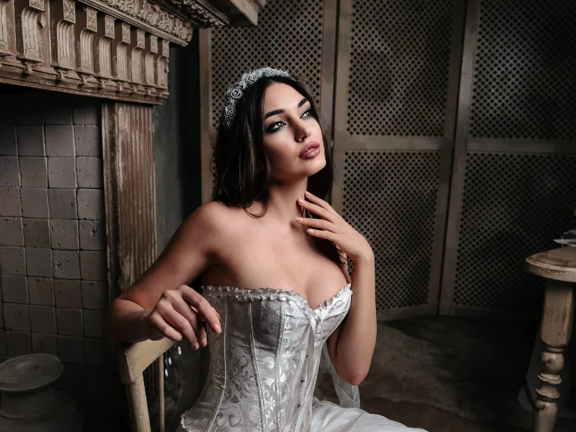 Adela Gilbert photo 6 — Adult Model, Camgirl, German