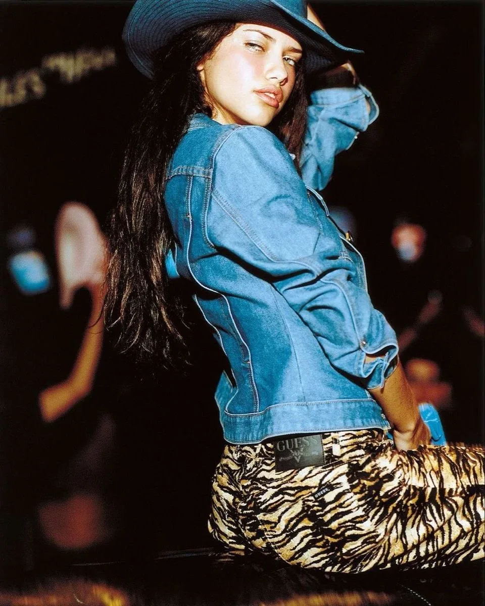 Adriana Lima photo 16 — Blue, Mixed-race