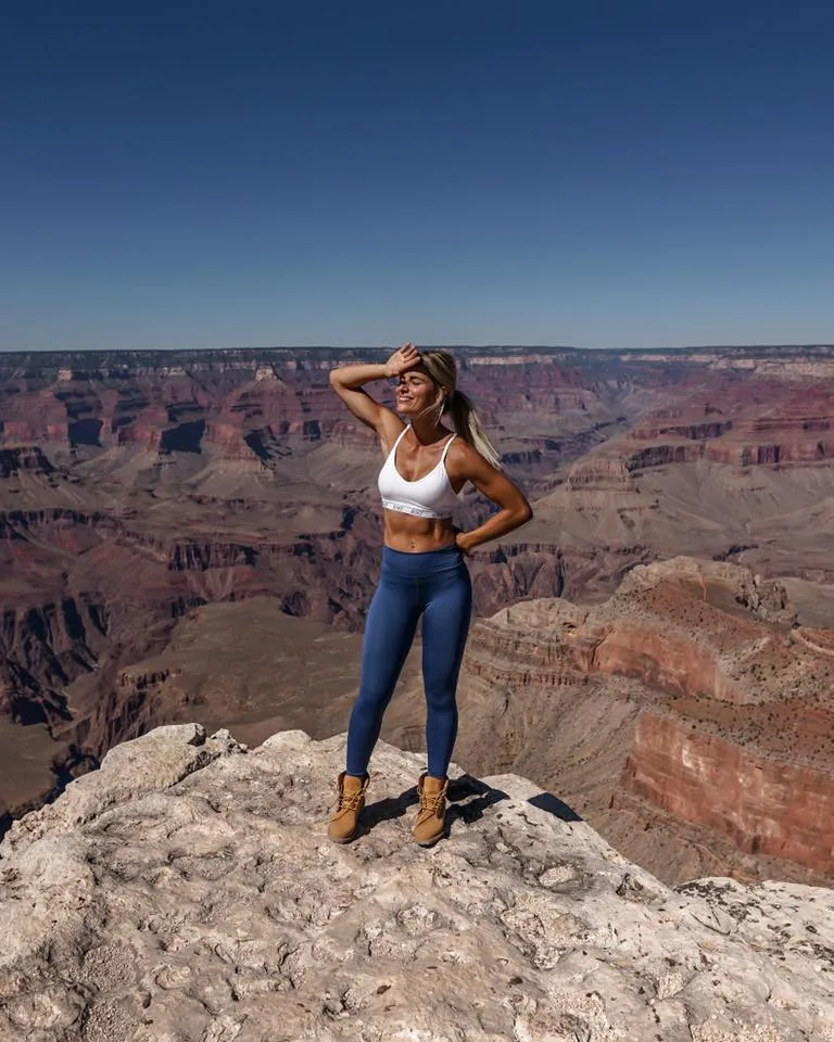 Adrienne Koleszar photo 6 — Fitness Model, Influencer, YouTuber, German