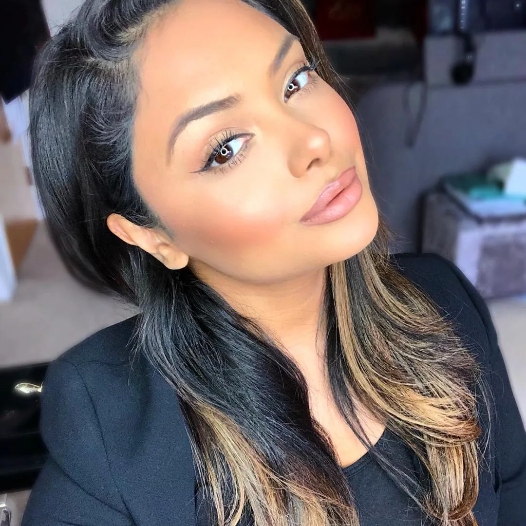 Afshan Azad photo 2 — Black, Average