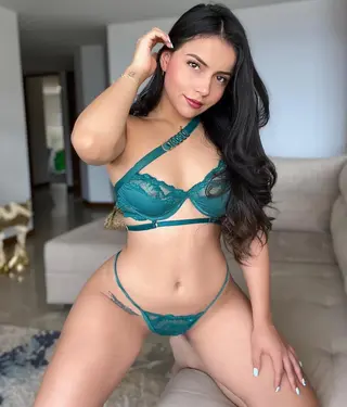 Aida Cortes photo 17 — Latin, Camgirl, Influencer, Musician, Porn Star (former), YouTuber