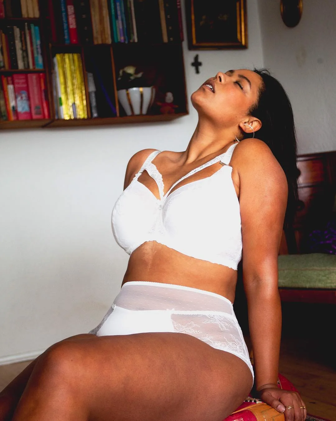 Aida Sowe photo 15 — Chubby, Brown