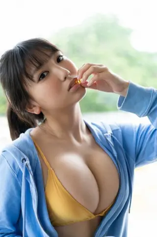 Aika Sawaguchi photo 18 — Actress, Gravure Idol, Musician:  J-pop Idol (former), Japanese