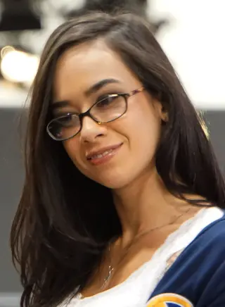 AJ Lee photo 14 — Black, Athletic