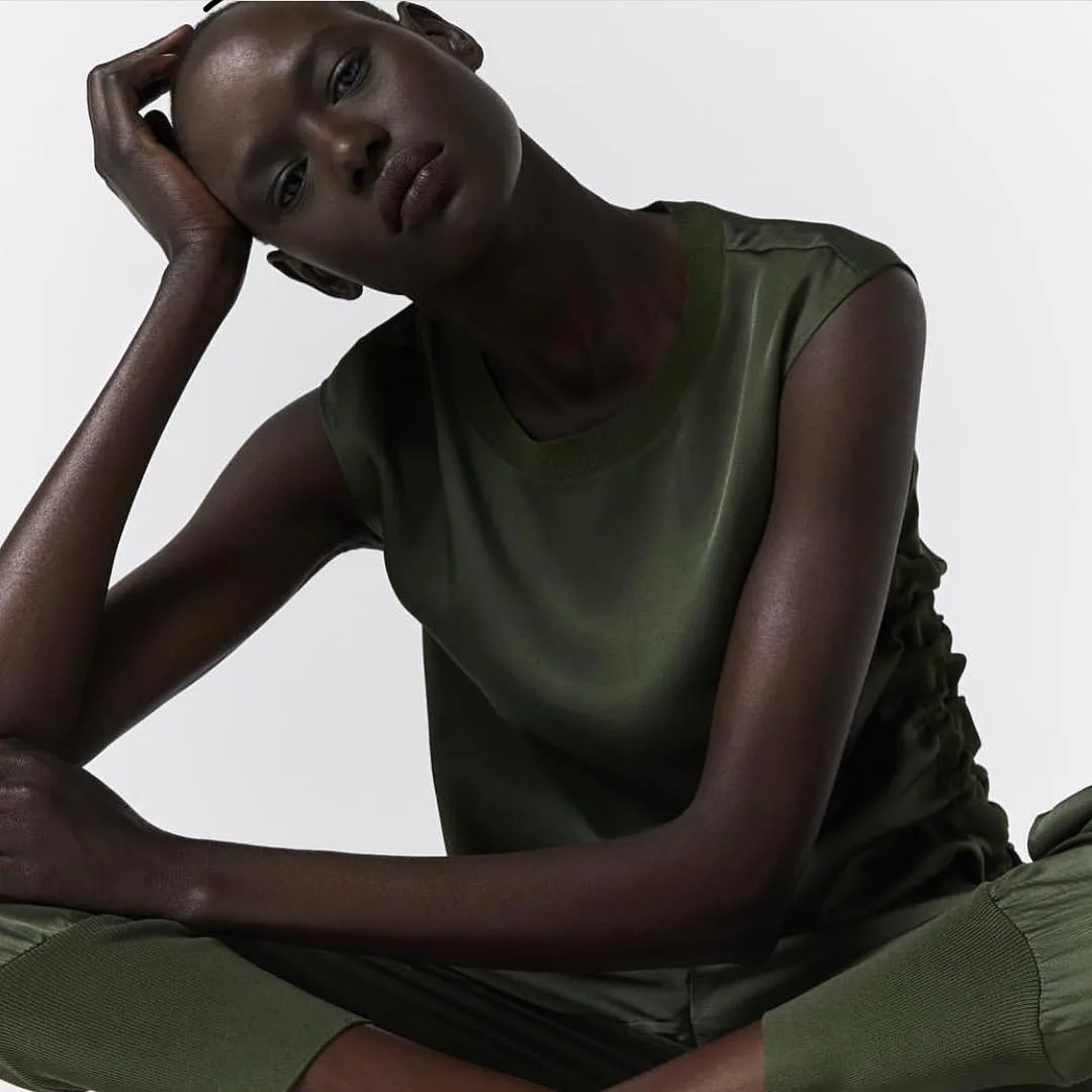 Ajak Deng photo 17 — Black, Slim