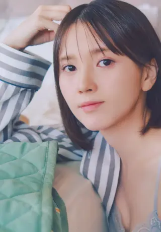 Akari Kito photo 13 — Japanese, Brown
