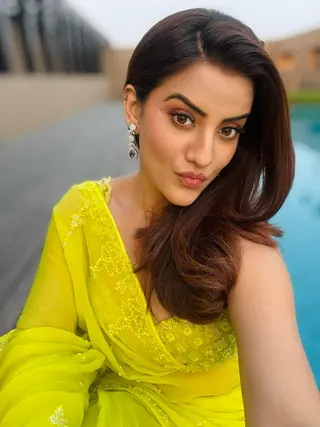 Akshara Singh photo 8 — Black, Slim