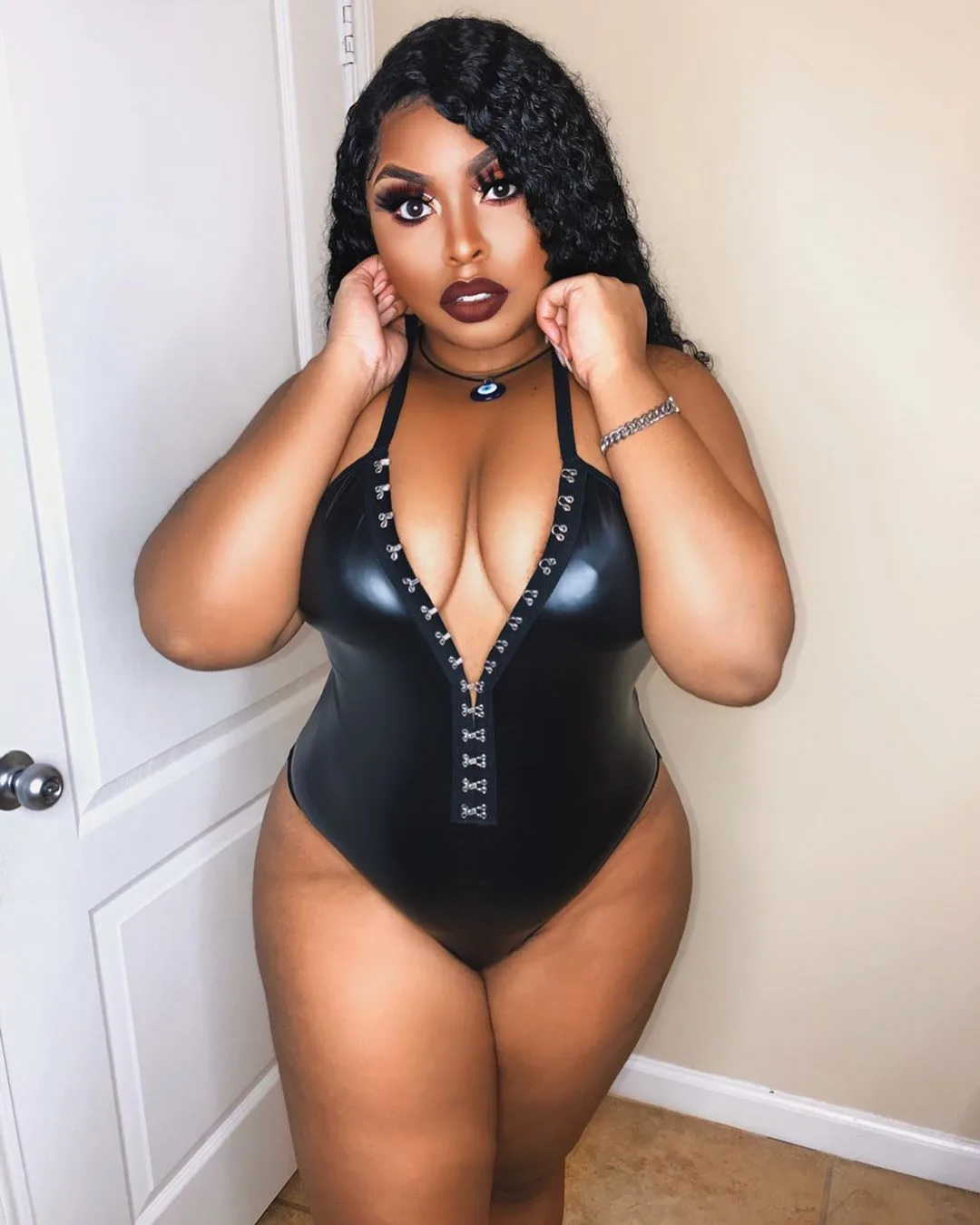 Alashia XO — Plus Size Model, American