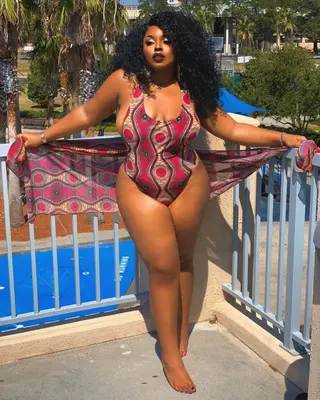 Alashia XO photo 18 — Plus Size Model, American