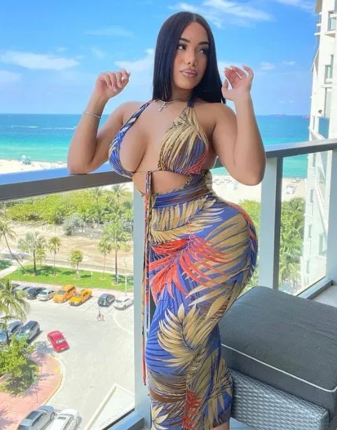 Alejandra Mercedes — Adult Model, Glamour Model, Influencer, American