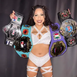 Alejandra Quintanilla photo 5 — Latin, Sportswoman: Wrestler