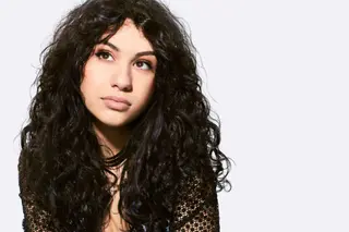 Alessia Cara photo 1 — Canadian),  (Italian, Brown