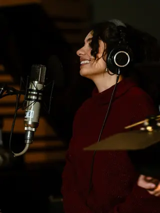 Alessia Cara photo 5 — Mixed-race (primarily Caucasian), Actress, Influencer, Musician, YouTuber