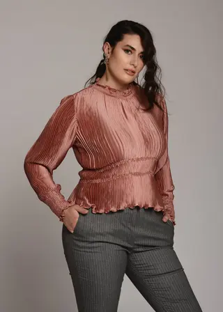 Alessia Ferraro photo 3 — Chubby, Brown