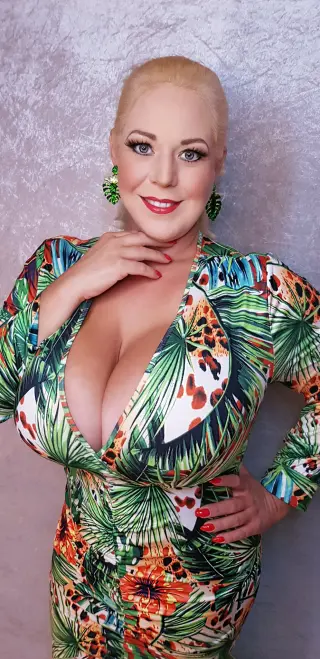 Alexa Babe photo 10 — Hazel, Caucasian