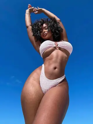 Alexandra Nx photo 1 — American),  (Dominican, Black