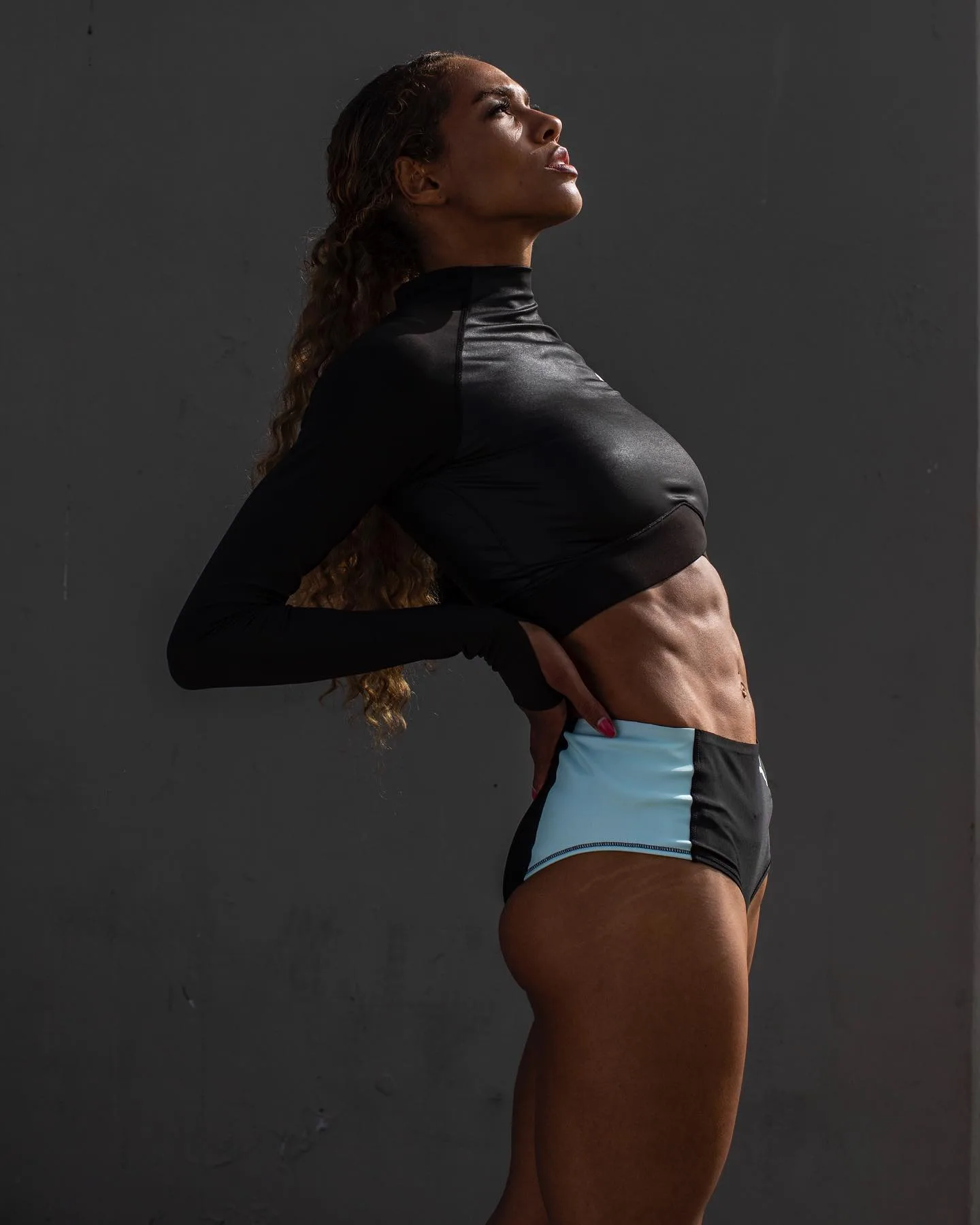 Alexandra Wester photo 9 — Athletic, Brown