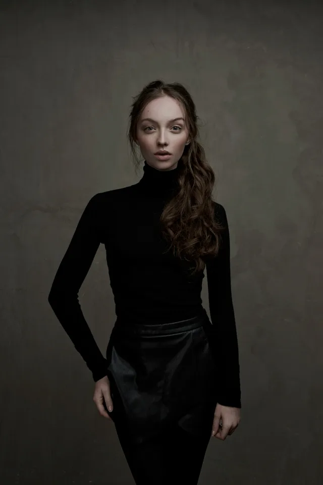 Alexia Giordano photo 14 — Brown, Slim