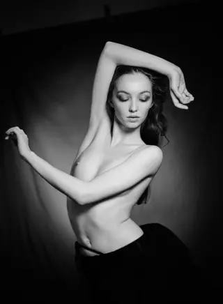 Alexia Giordano photo 5 — Caucasian, Actress, Ballet Dancer, Model