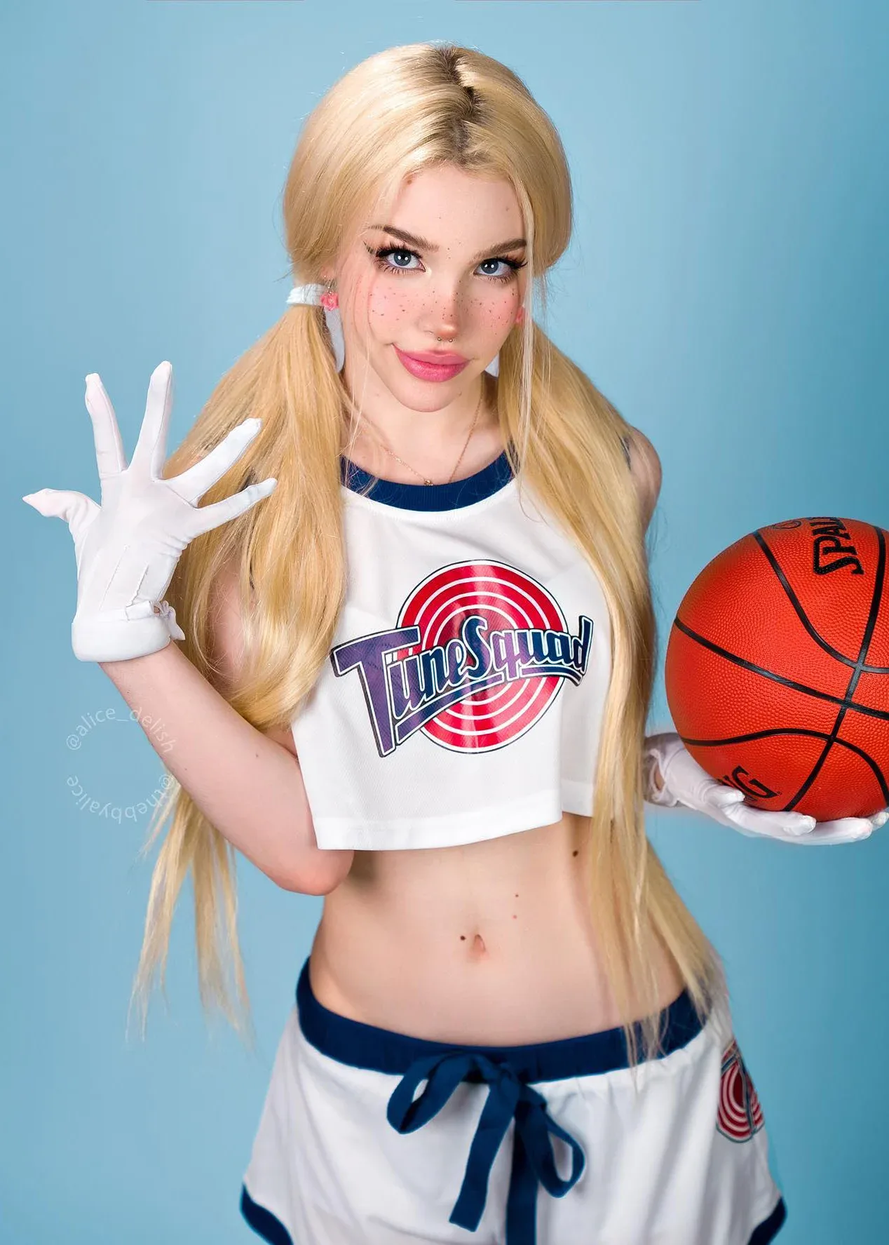 Alice Delish photo 17 — Caucasian, Adult Model, ASMR Star, Cosplayer, Influencer, TikTok Star, YouTuber
