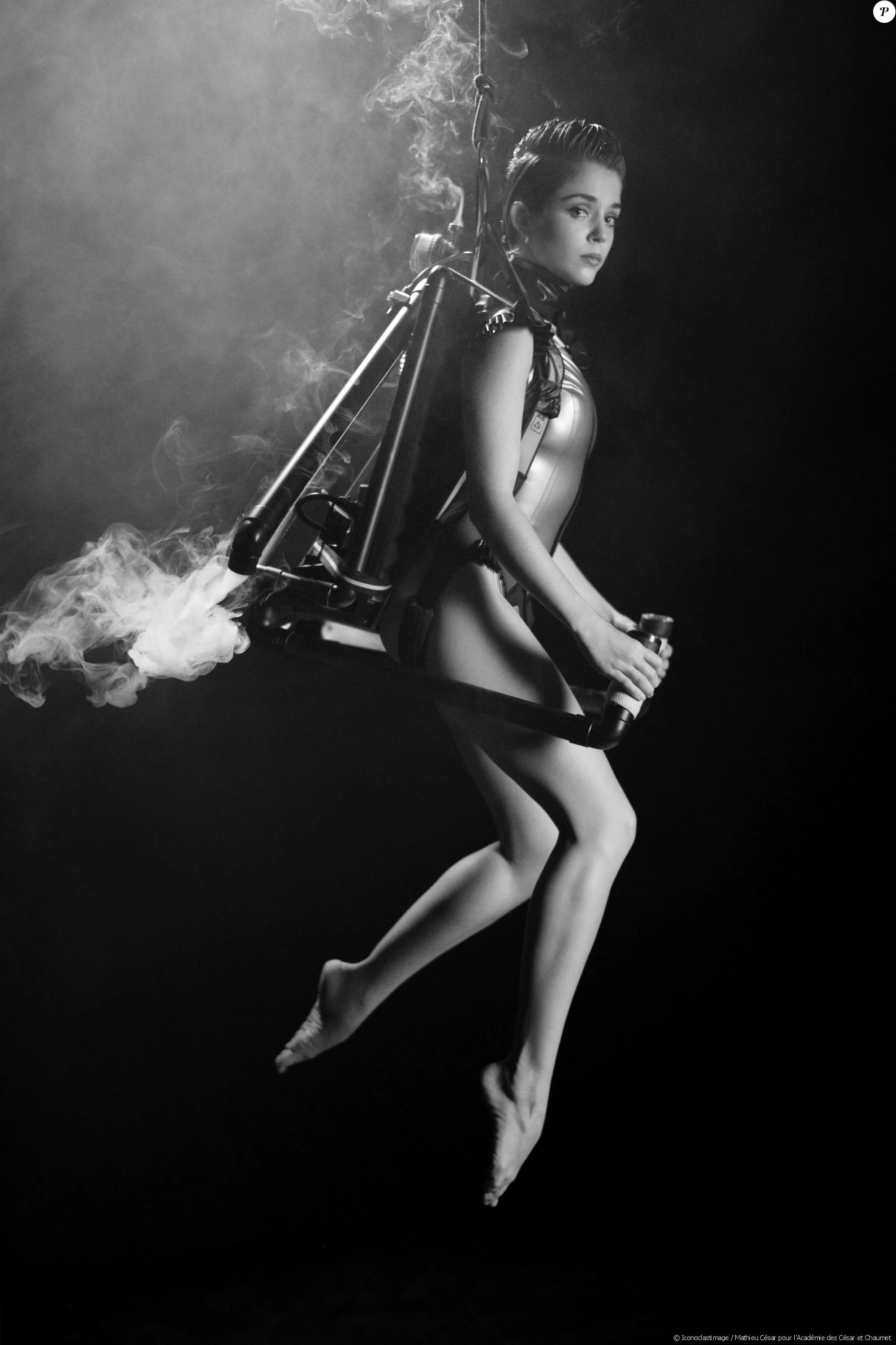 Alice Isaaz photo 7 — French, Auburn