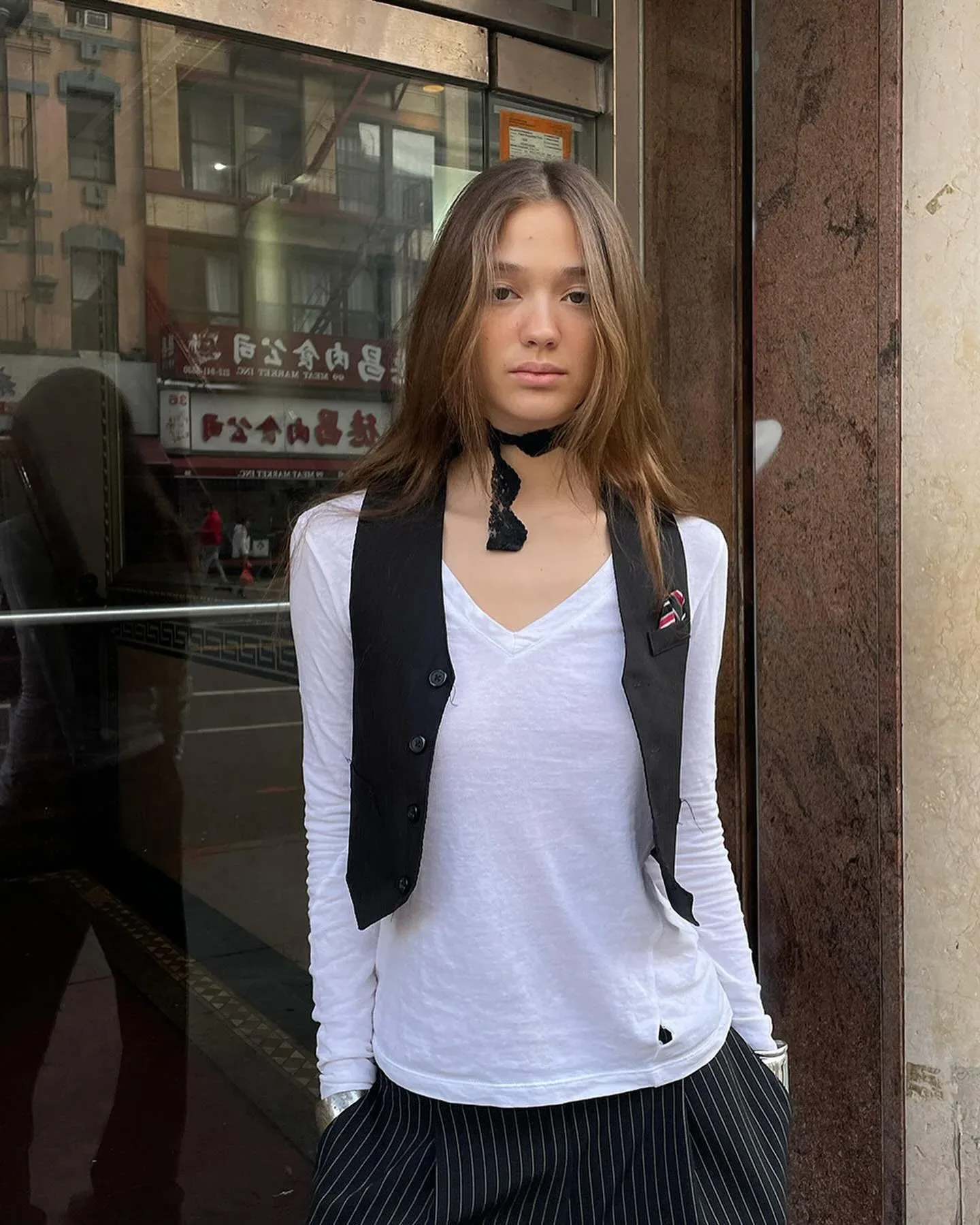 Alice McNally photo 13 — American), (British, Brown