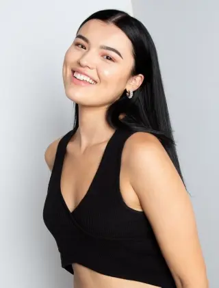 Alicia Loraina Olivas photo 15 — Average, Brown