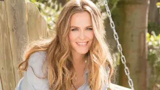 Alicia Silverstone photo 12 — Actress, Model, American