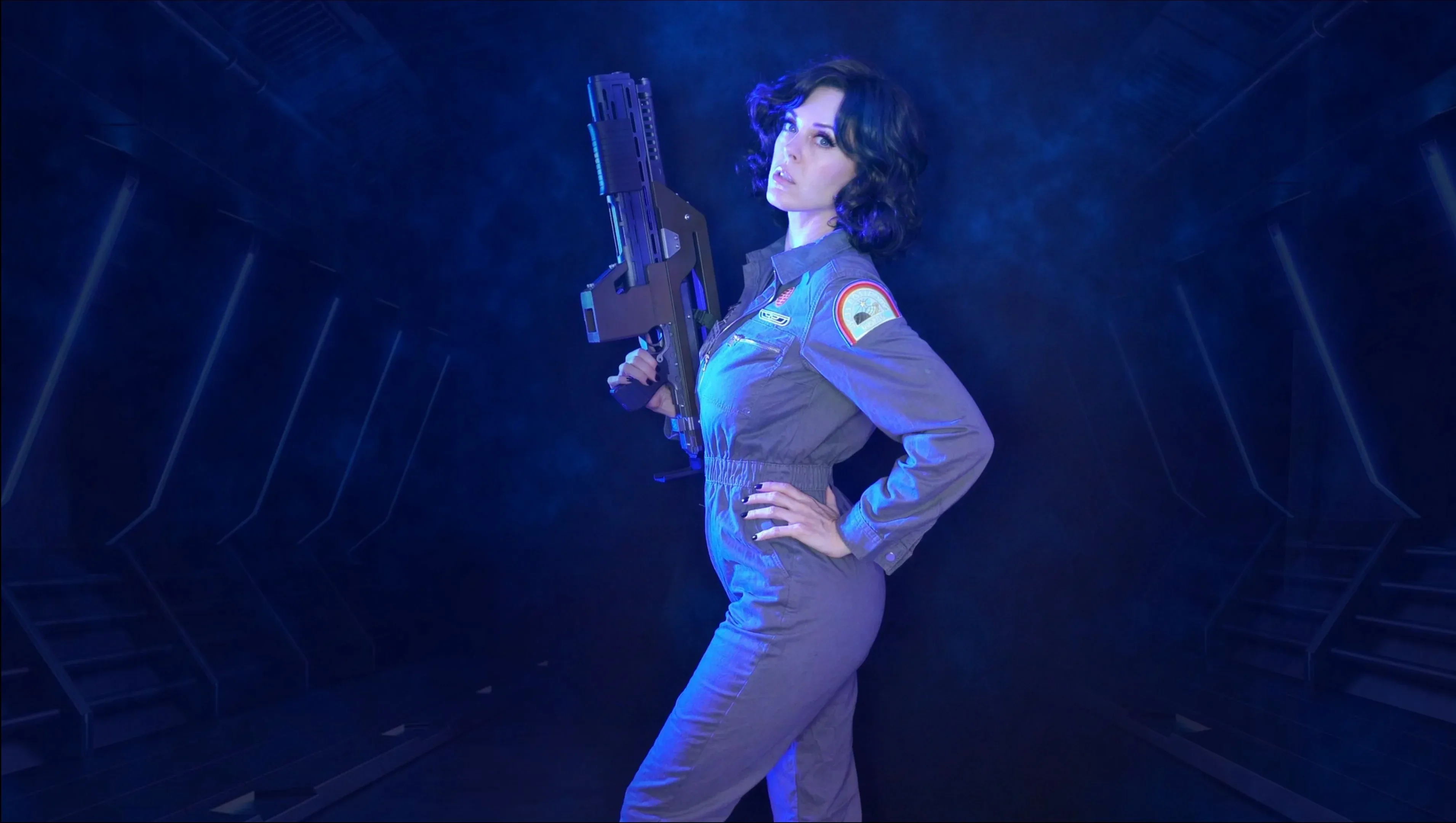 Alika White photo 10 — Blue, Caucasian