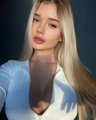 Alina Aignatova photo 13 — Russian, Blonde