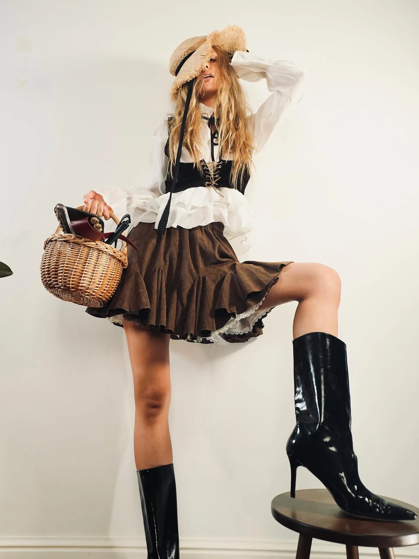 Alina Bananovna photo 13 — Russian, Blonde