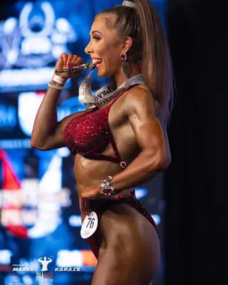 Alina Wilhelm photo 10 — Muscular, Caucasian