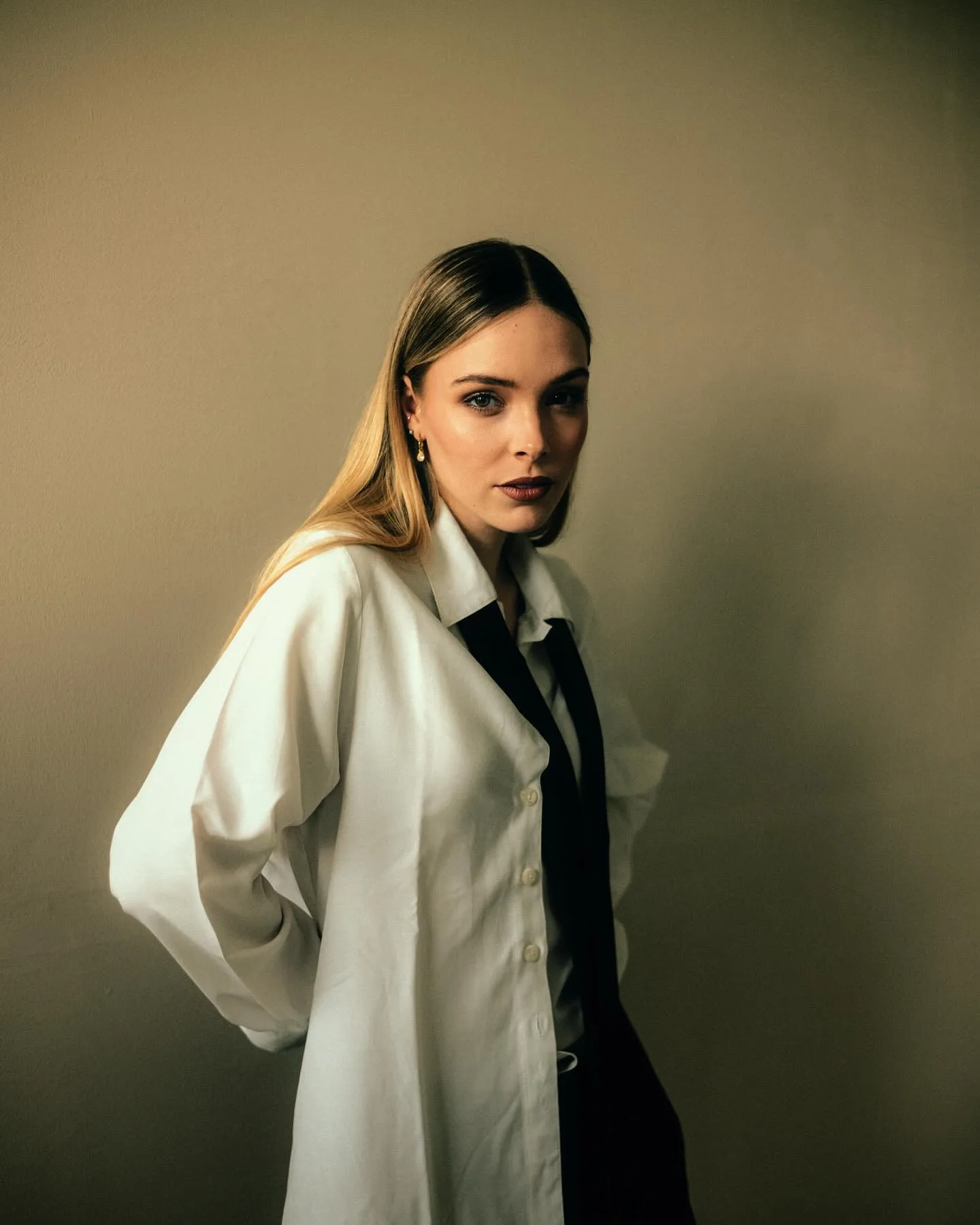 Alina Wurm photo 3 — Green, Caucasian