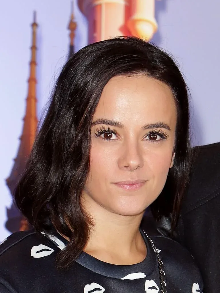 Alizée Jacotey photo 11 — Caucasian, Musician: Singer