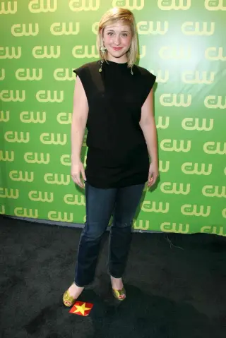 Allison Mack photo 7 — American, Blonde
