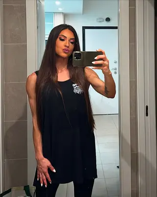 Allison Testu photo 19 — French, Brown