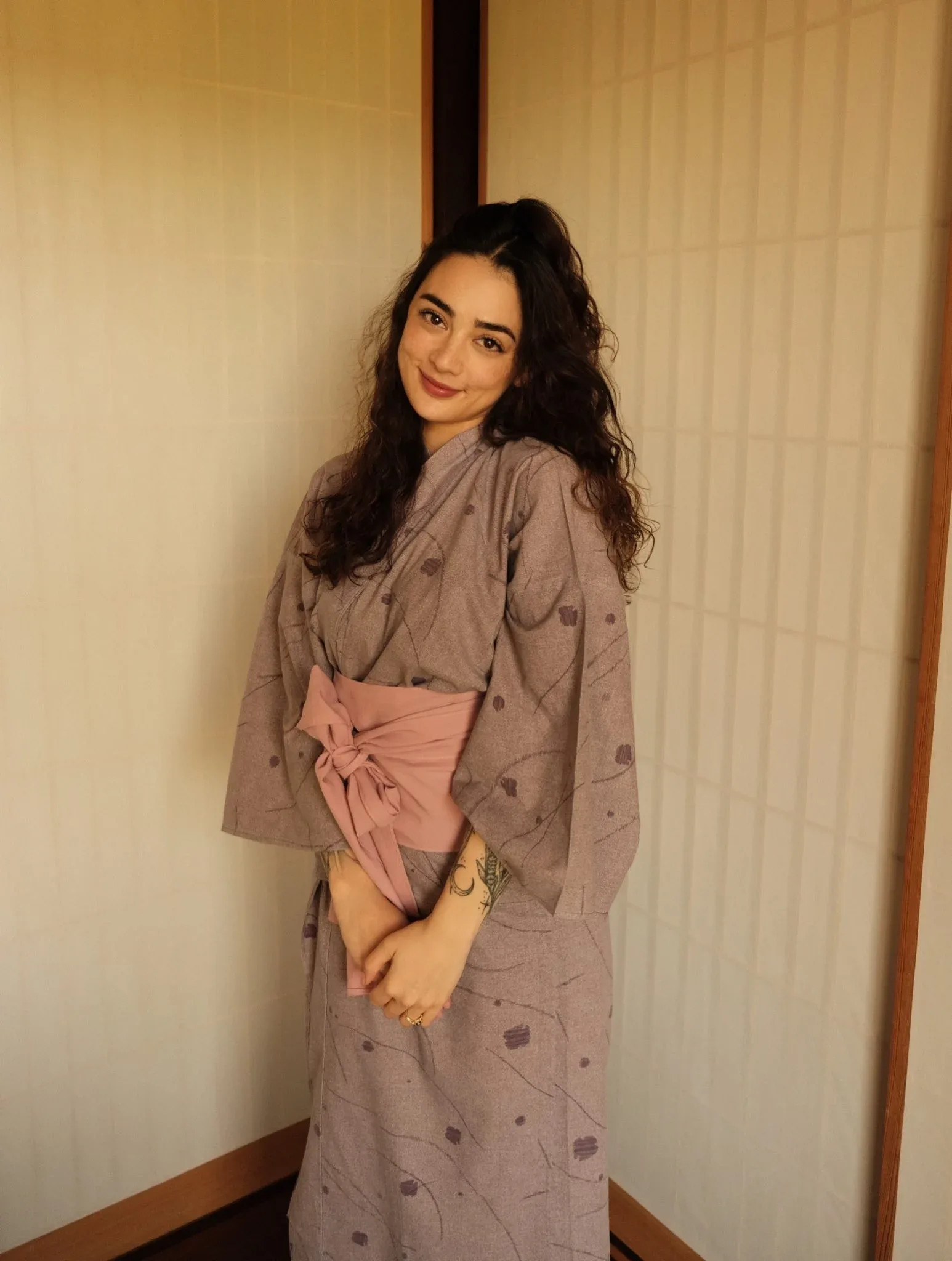Alyska photo 1 — English, Black