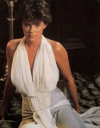 Amanda Bearse photo 5 — Caucasian, Actress, Director