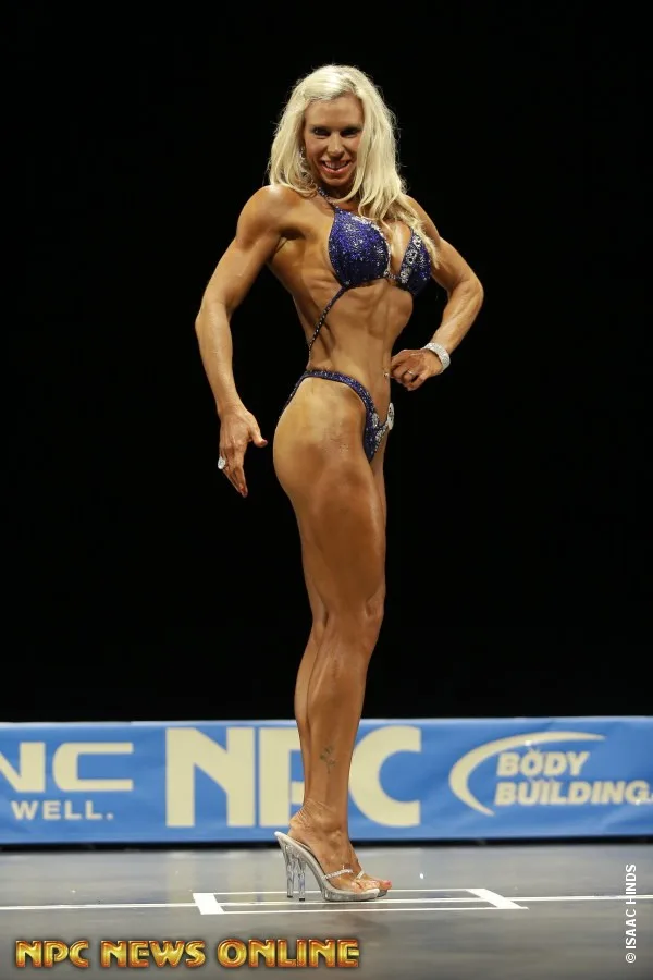 Amanda Cording photo 2 — Blonde, Muscular