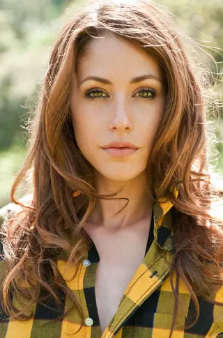 Amanda Crew photo 6 — Actress, Influencer, Canadian