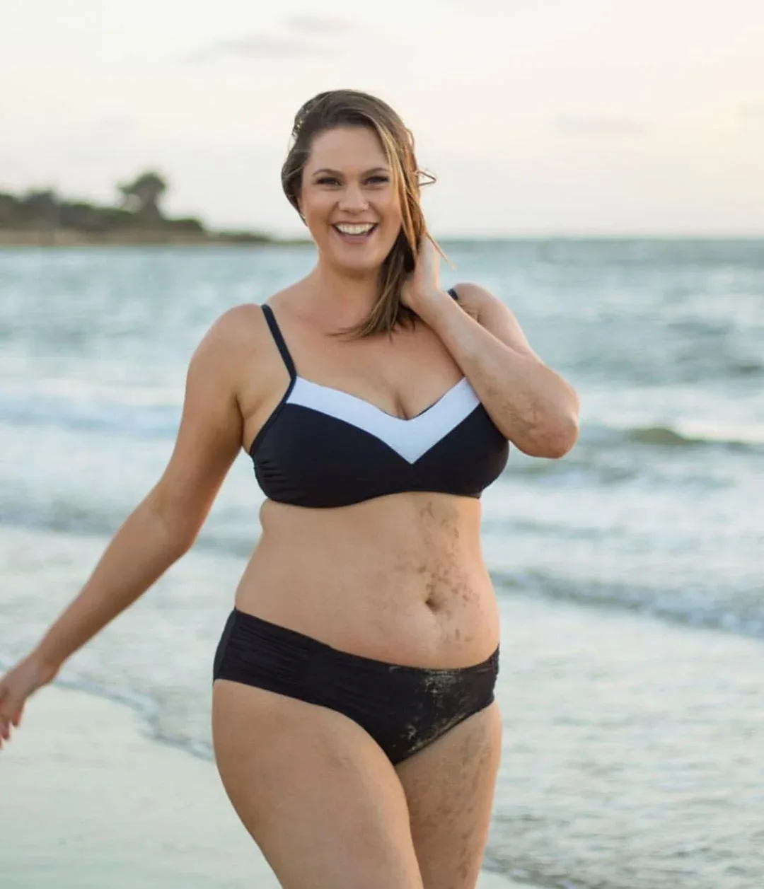 Amelia Stubbs photo 6 — Plus Size Model, Australian