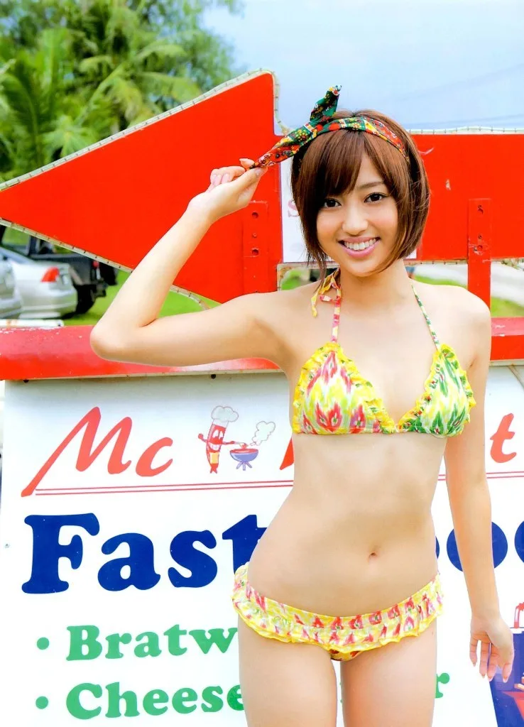 Ami Kikuchi — Model (former), Musician: J-pop Idol (former), YouTuber, Japanese