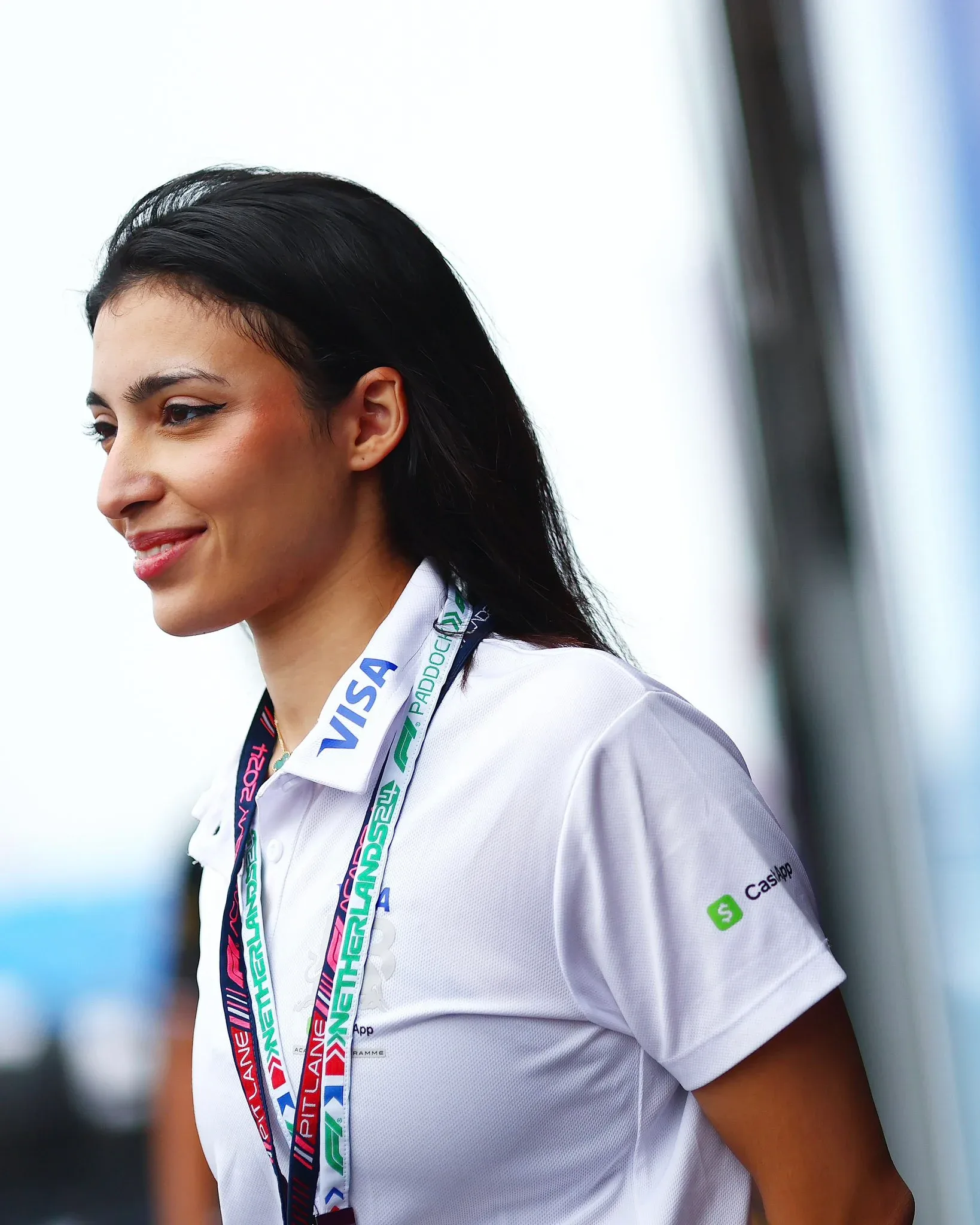 Amna Al Qubaisi photo 9 — Slim, Brown