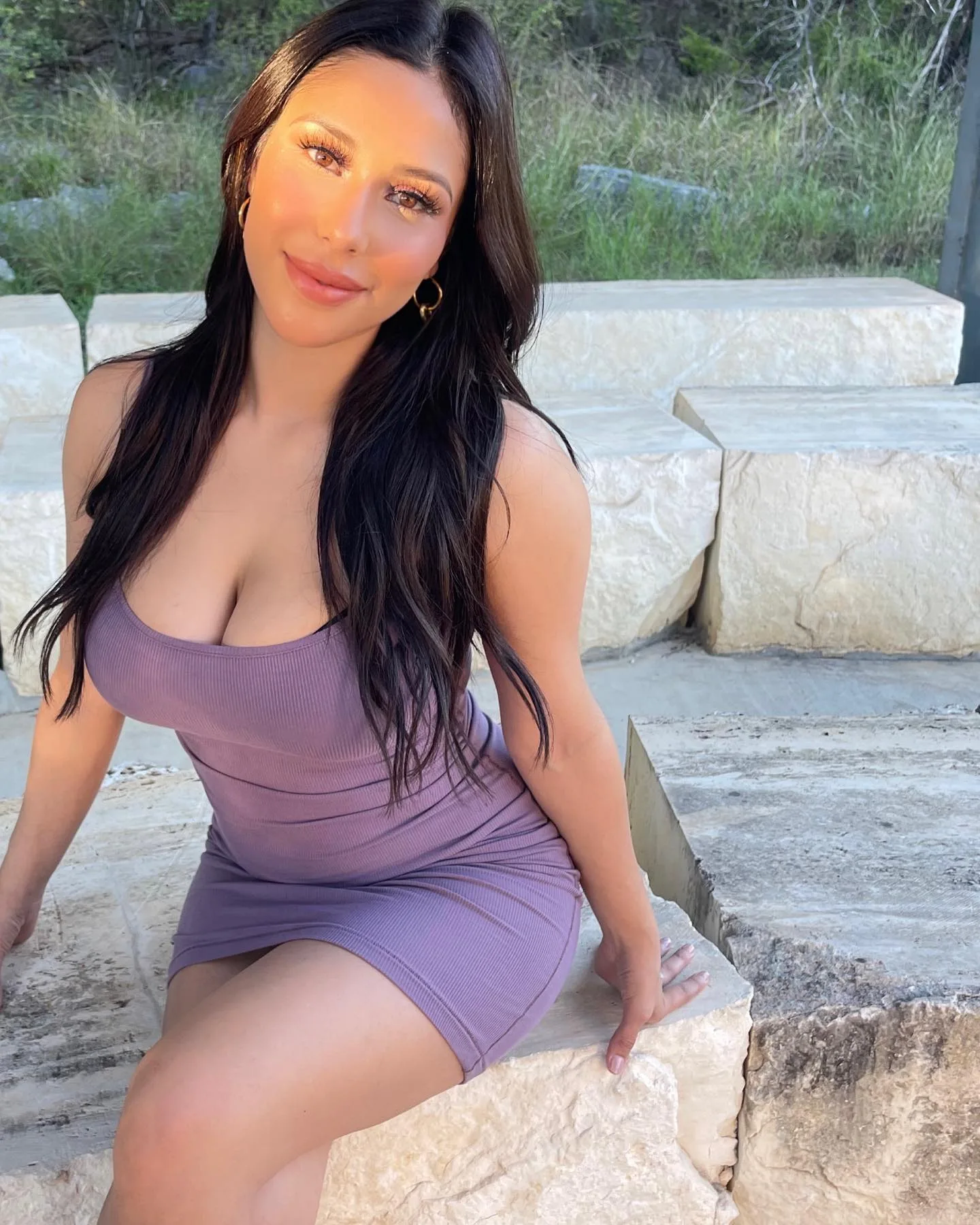 Amy De La Vega photo 3 — BBW, Brown